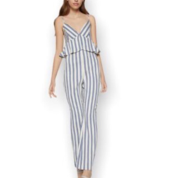 EUC BCBGENERATION PINSTRIPE WHITE BLUE ROMPER PEPLUM WAIST - Picture 3 of 4